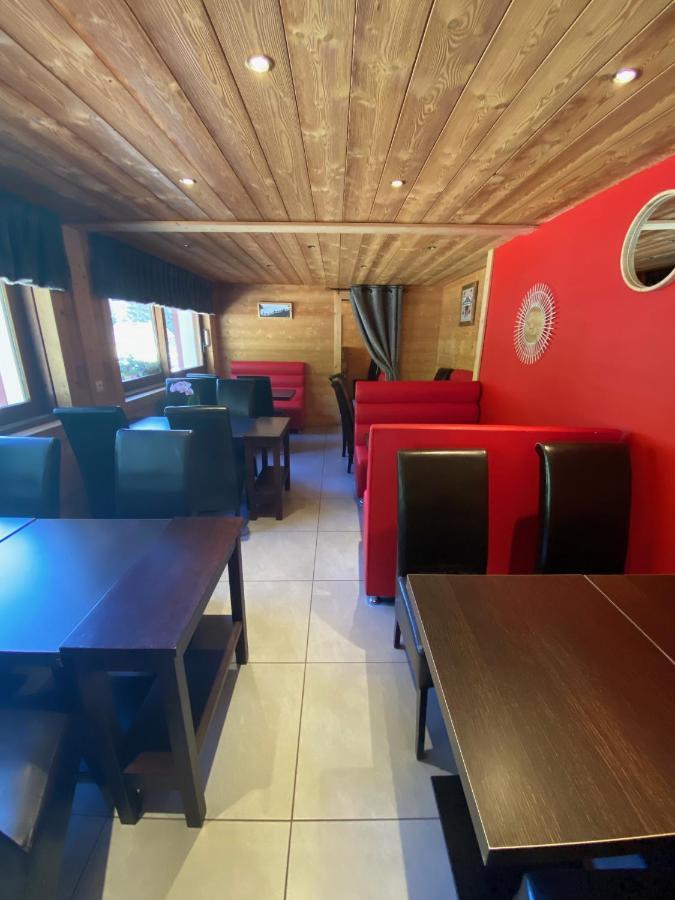Le Schuss Hotell Châtel Exteriör bild