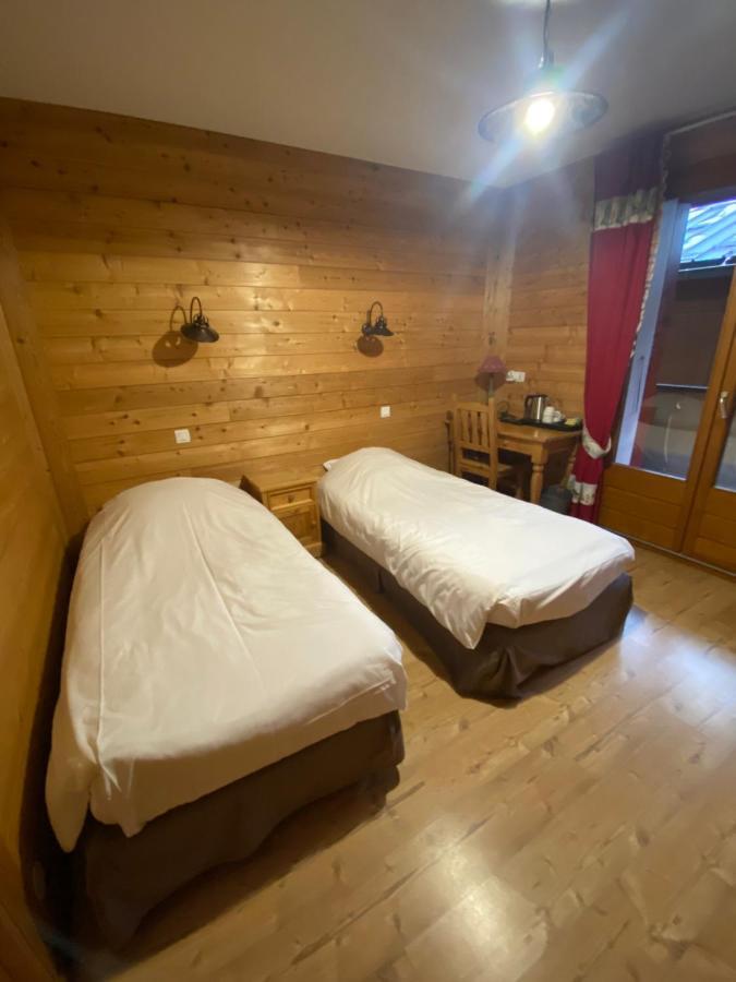 Le Schuss Hotell Châtel Exteriör bild